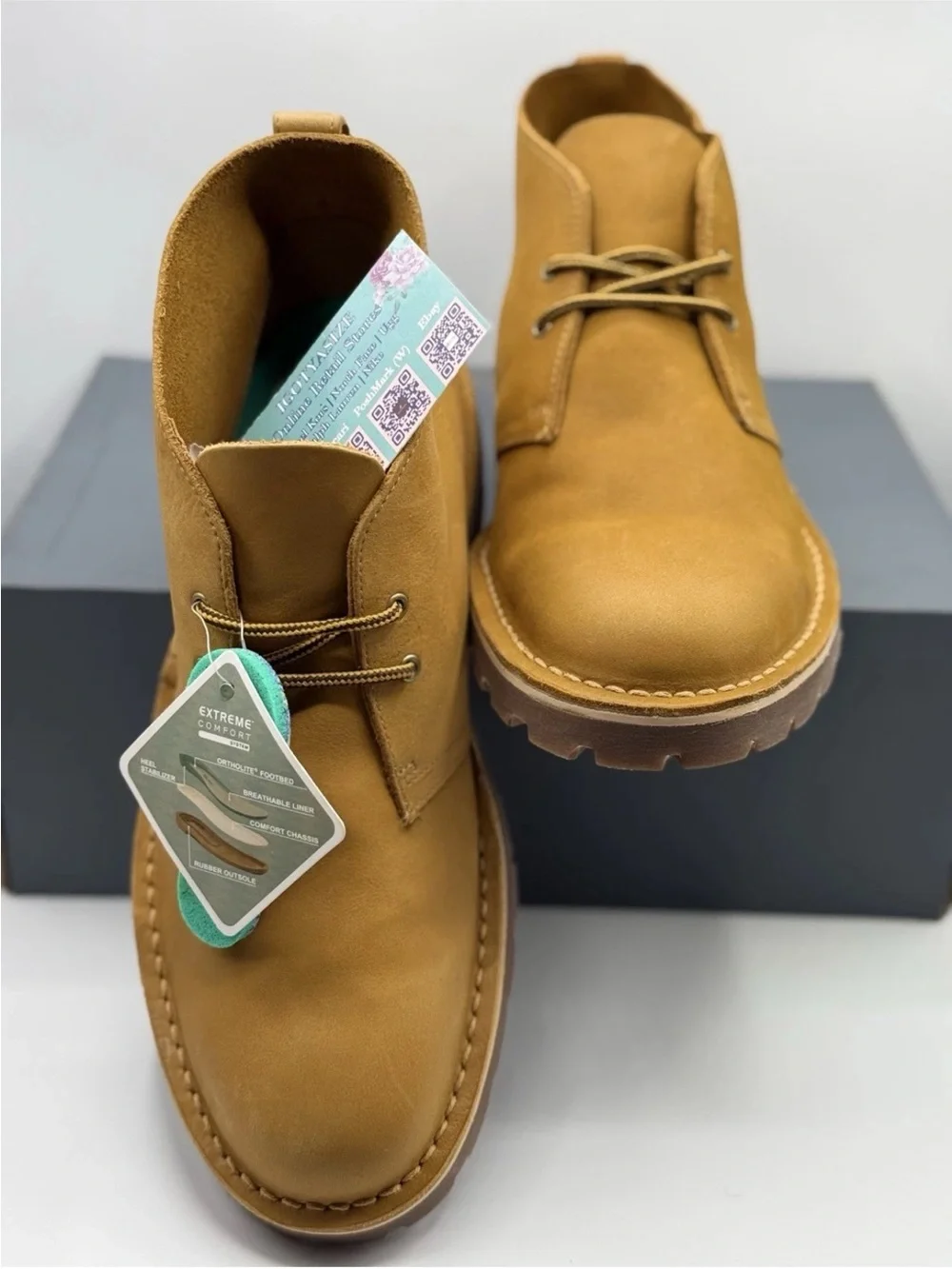 CLARKS BUSHACRE 3 CHUKKA BOOTS (9.5)